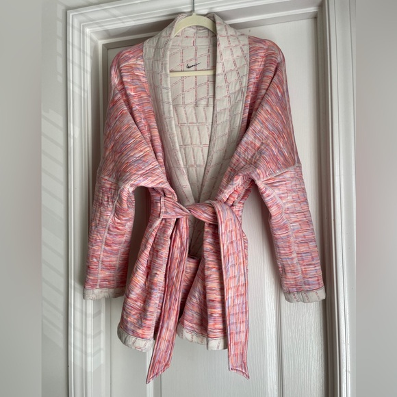 Nike Reversible Yoga Jacket - Picture 2 of 7